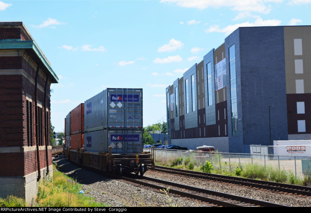 DTTX 788877A and Fed Ex Multimodal containers pass the old CNJ Station